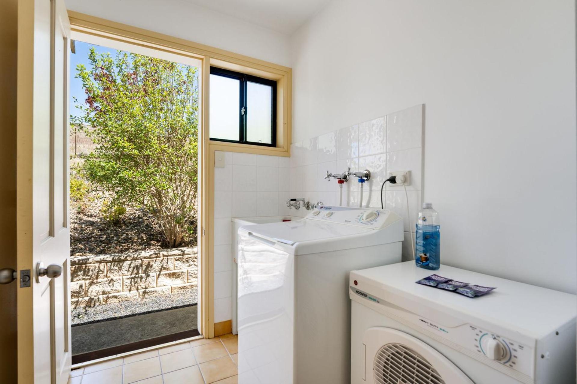 Dromaius 5 - 3Br Townhouse L Lake Views L Spa Bath L Wifi L Bbq Jindabyne Luaran gambar